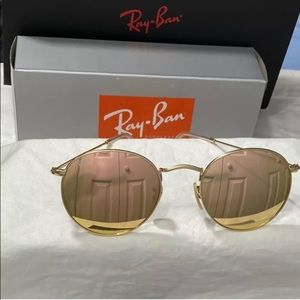 COPY -  ray ban sunglasses. Comes with sunglasses, case, and a dust cloth